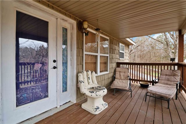 8394 Pine Ridge Lane, Rogers, AR 72756