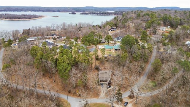 8394 Pine Ridge Lane, Rogers, AR 72756