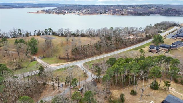 8394 Pine Ridge Lane, Rogers, AR 72756