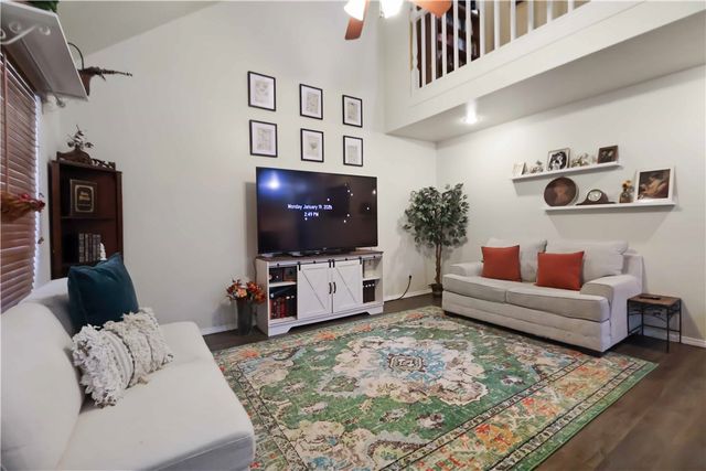 8394 Pine Ridge Lane, Rogers, AR 72756