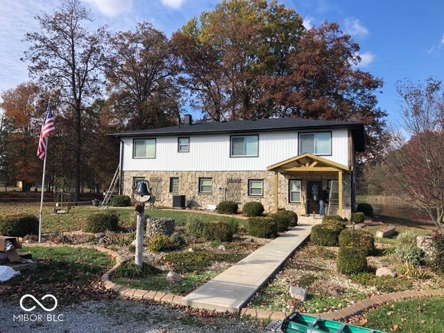 4258 N South Drive, Quincy, IN 47456