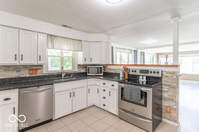 4258 N South Drive, Quincy, IN 47456