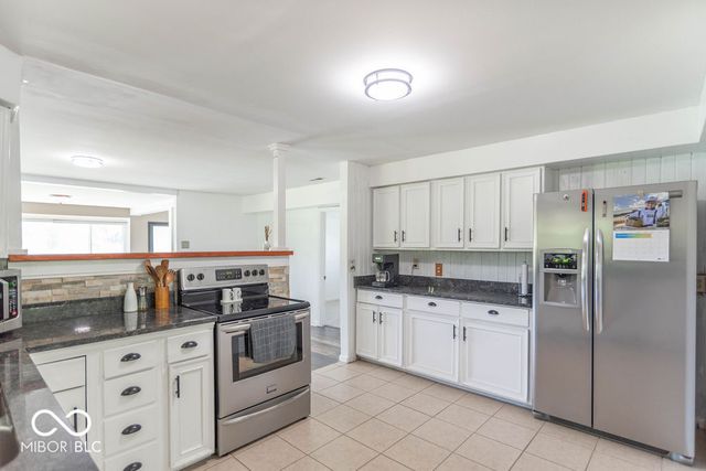 4258 N South Drive, Quincy, IN 47456