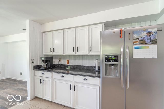 4258 N South Drive, Quincy, IN 47456