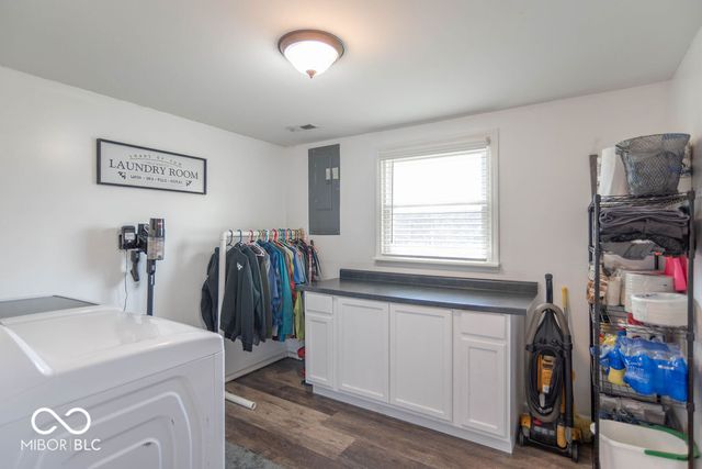 4258 N South Drive, Quincy, IN 47456