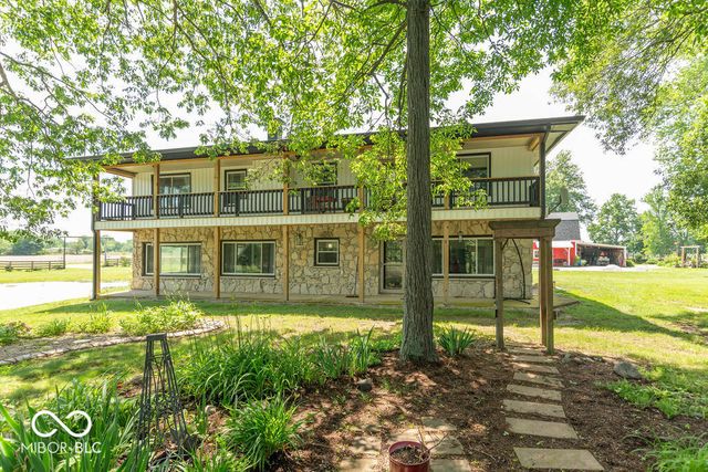 4258 N South Drive, Quincy, IN 47456