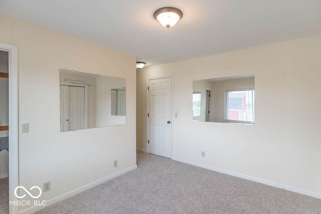 4258 N South Drive, Quincy, IN 47456
