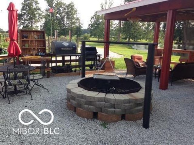 4258 N South Drive, Quincy, IN 47456