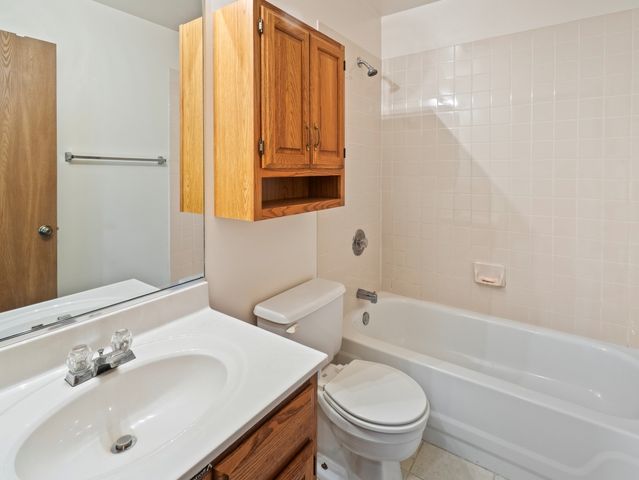 11612 Davey Drive, Huntley, IL 60142