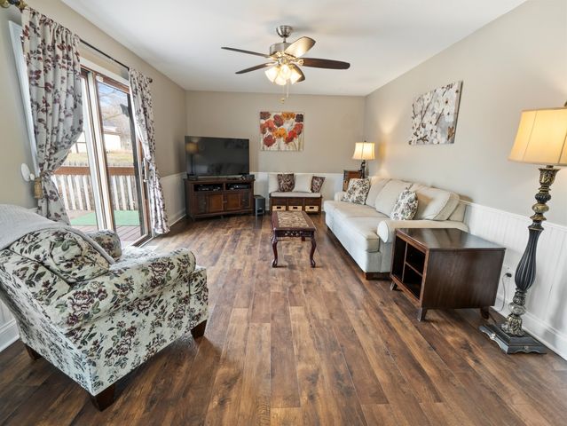 11612 Davey Drive, Huntley, IL 60142