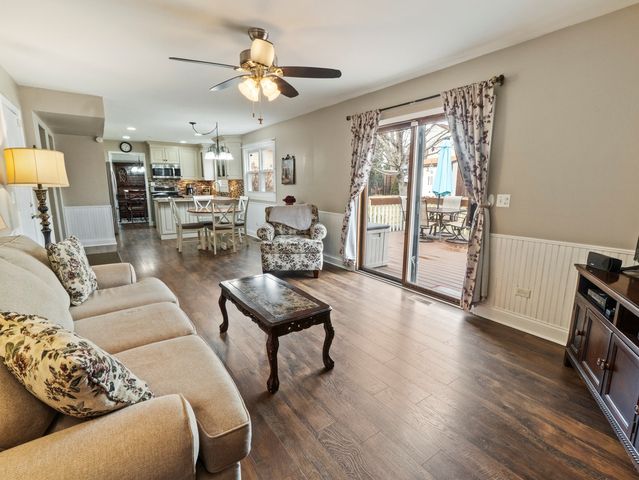 11612 Davey Drive, Huntley, IL 60142