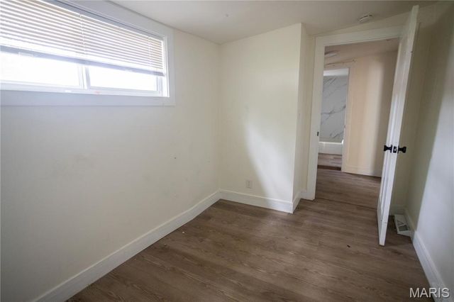 7353 Virginia Avenue, St Louis, MO 63111
