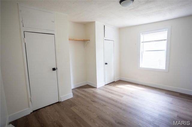 7353 Virginia Avenue, St Louis, MO 63111