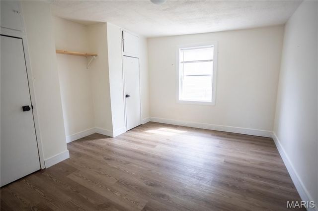 7353 Virginia Avenue, St Louis, MO 63111
