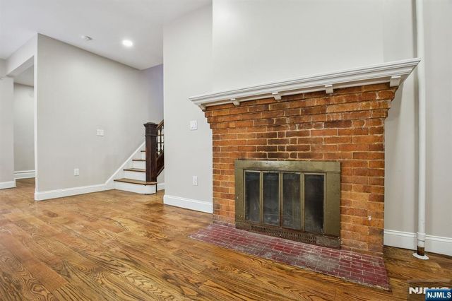 99 Lincoln Street, Montclair, NJ 07042