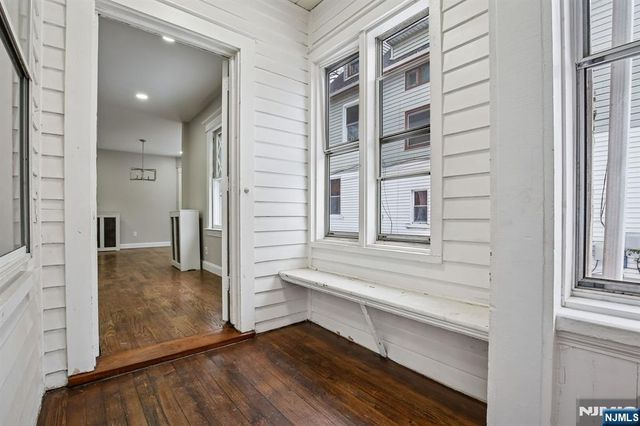 99 Lincoln Street, Montclair, NJ 07042