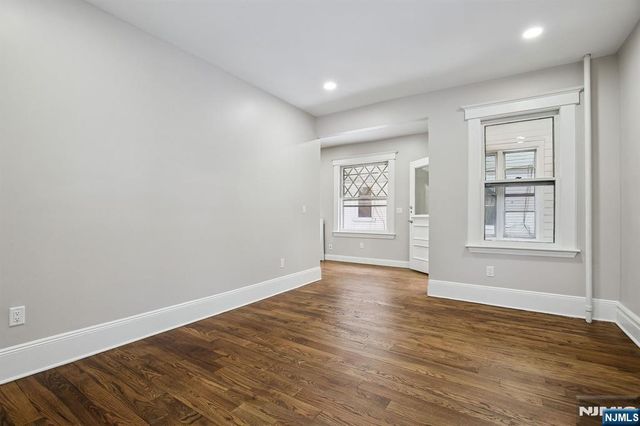 99 Lincoln Street, Montclair, NJ 07042