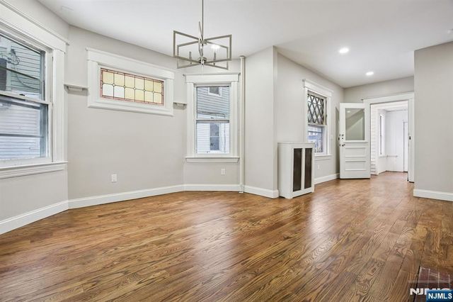 99 Lincoln Street, Montclair, NJ 07042