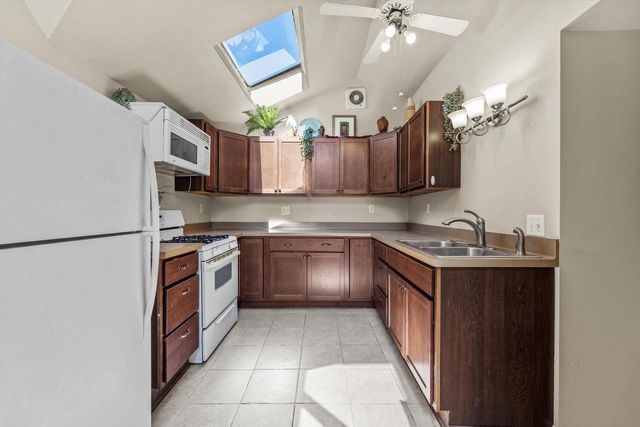 1321 S 73rd STREET, West Allis, WI 53214