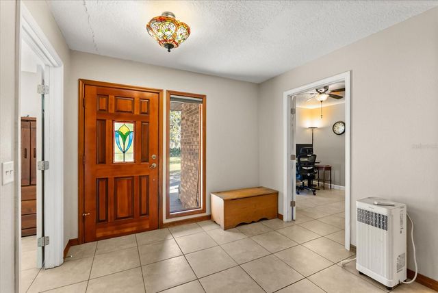 2002 PINE COURT, Deland, FL 32720