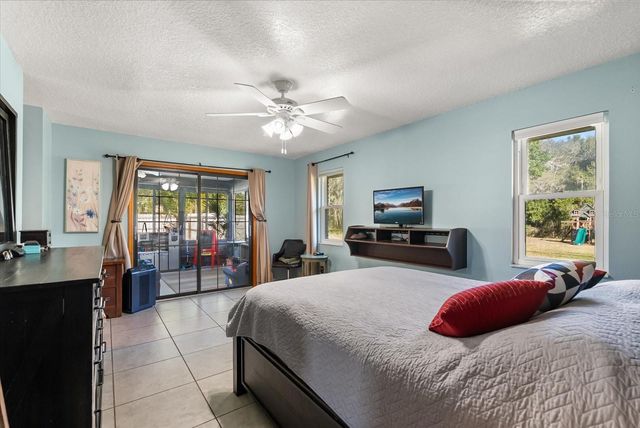 2002 PINE COURT, Deland, FL 32720