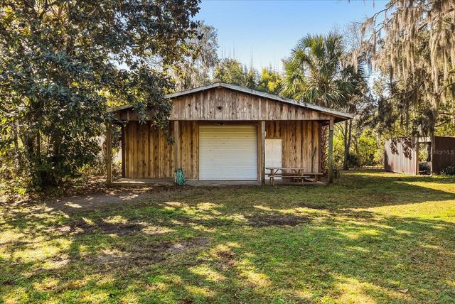 2002 PINE COURT, Deland, FL 32720