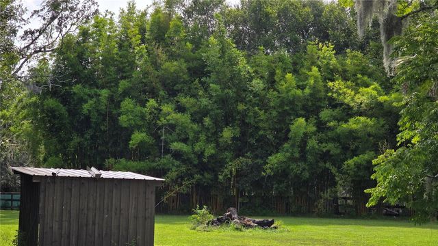 2002 PINE COURT, Deland, FL 32720