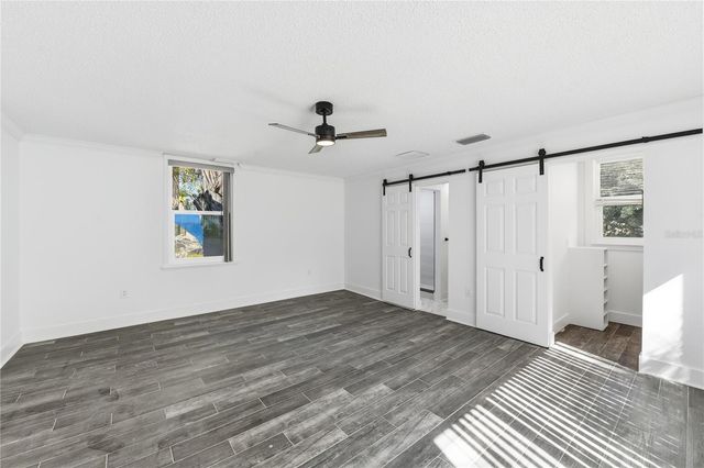 8301 RIVERSIDE DRIVE NE, St Petersburg, FL 33702