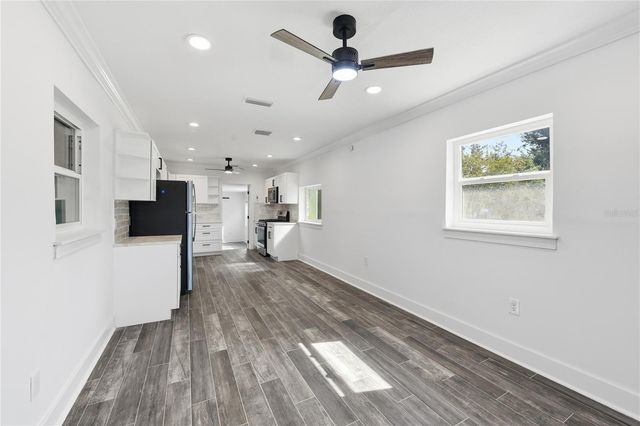 8301 RIVERSIDE DRIVE NE, St Petersburg, FL 33702