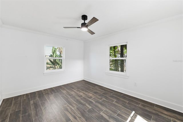 8301 RIVERSIDE DRIVE NE, St Petersburg, FL 33702