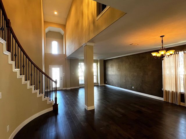 929 N Horton ST, La Grange, TX 78945
