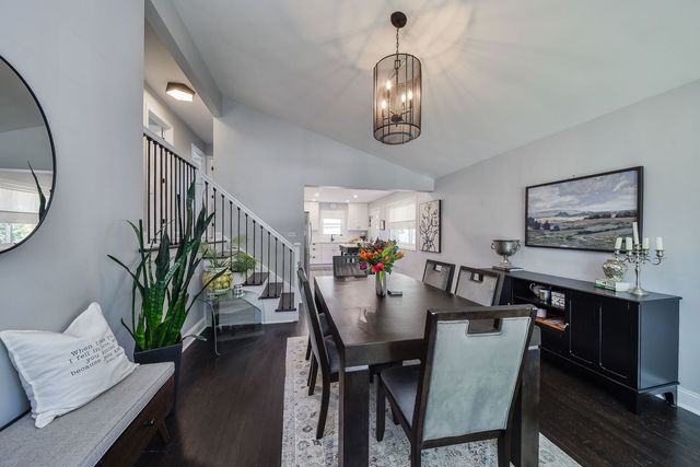 252 N Lombard Avenue, Lombard, IL 60148