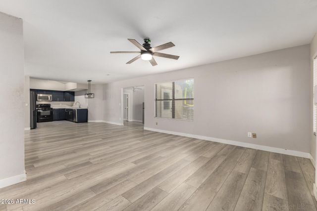 8721 W EDGEMONT Avenue, Phoenix, AZ 85037