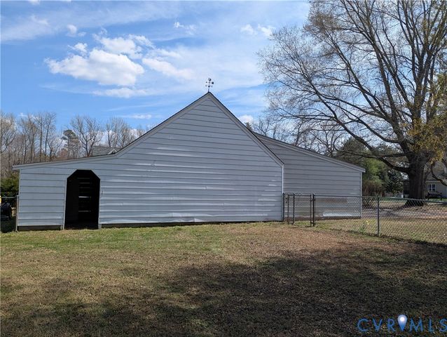 9310 E View Ln, Providence Forge, VA 23140