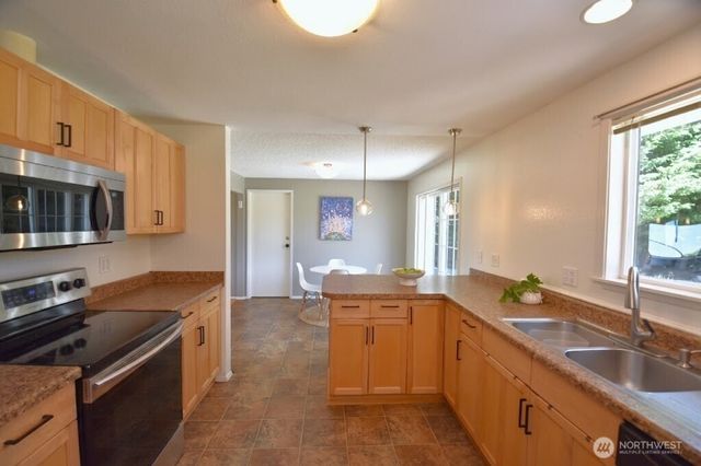 1014 S 21st Street, Mount Vernon, WA 98274