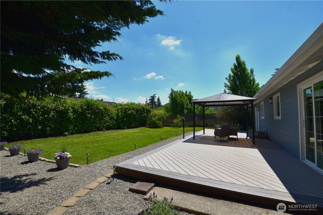 1014 S 21st Street, Mount Vernon, WA 98274