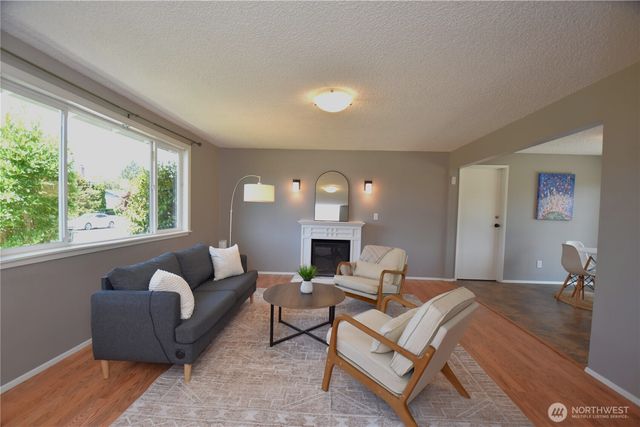 1014 S 21st Street, Mount Vernon, WA 98274