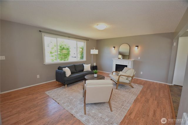 1014 S 21st Street, Mount Vernon, WA 98274