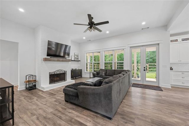 449 Hollingshed Road, Dallas, GA 30132