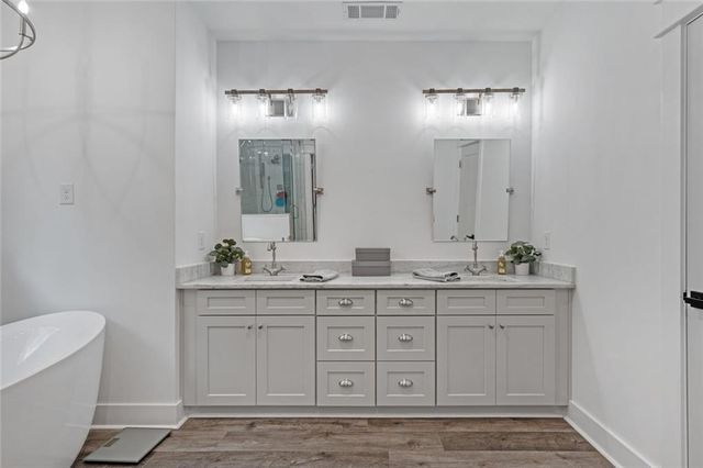 449 Hollingshed Road, Dallas, GA 30132