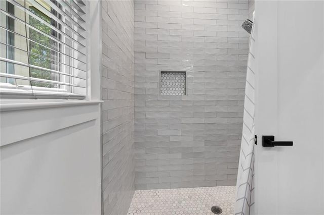 449 Hollingshed Road, Dallas, GA 30132