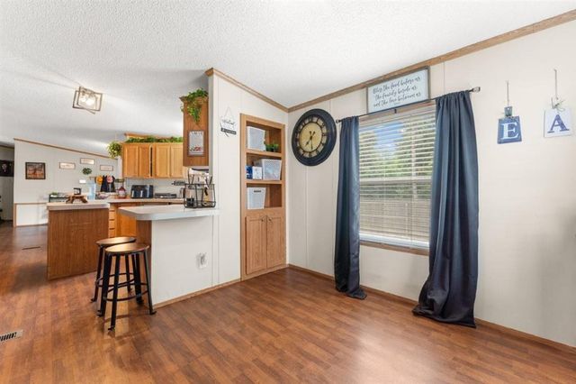 568 Parkwood Drive, Lake Charles, LA 70611