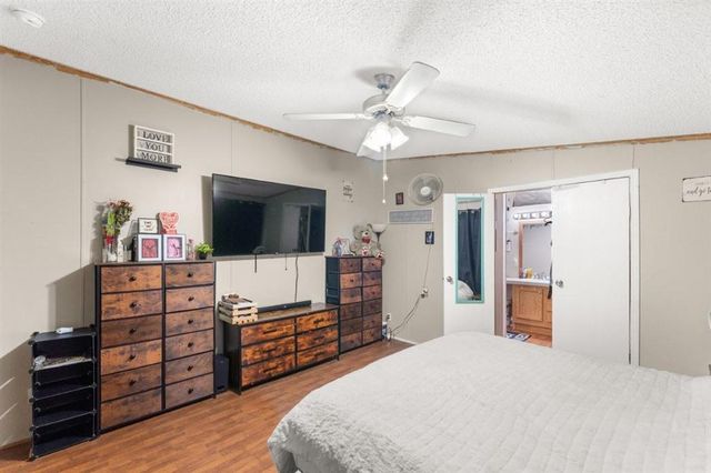 568 Parkwood Drive, Lake Charles, LA 70611