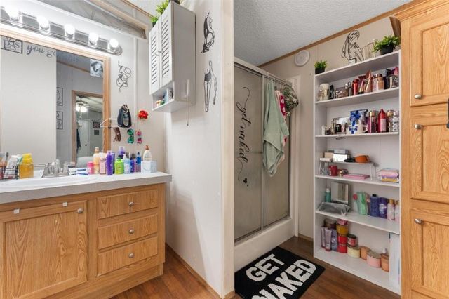 568 Parkwood Drive, Lake Charles, LA 70611