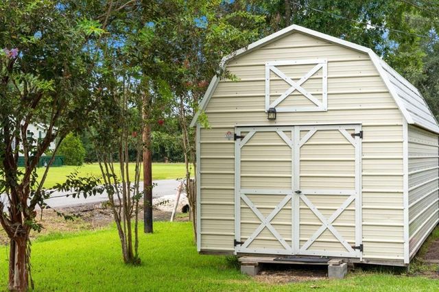 568 Parkwood Drive, Lake Charles, LA 70611