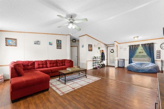 568 Parkwood Drive, Lake Charles, LA 70611