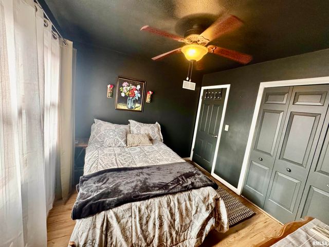 1805 85TH Avenue West, Rock Island, IL 61201