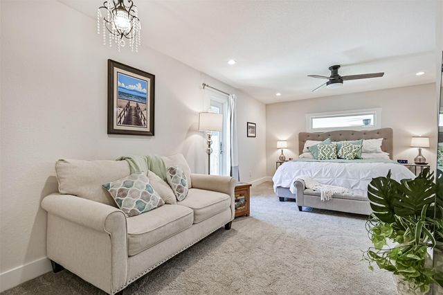 1615 Avenue L, Galveston, TX 77550