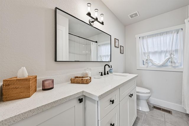 1615 Avenue L, Galveston, TX 77550