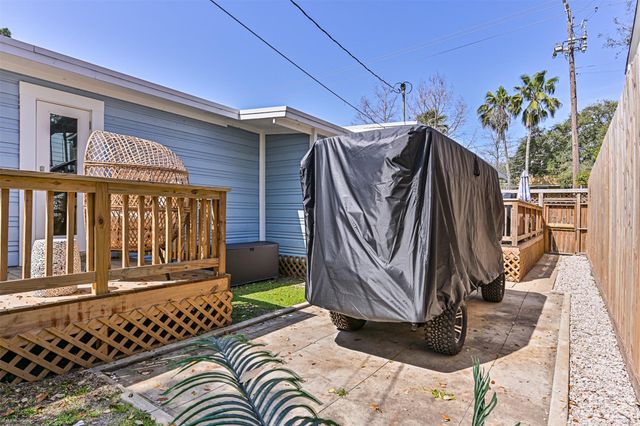 1615 Avenue L, Galveston, TX 77550